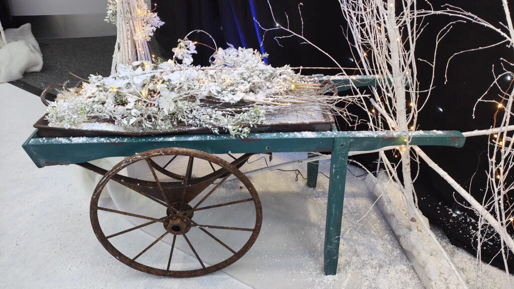 Woodland cart prop