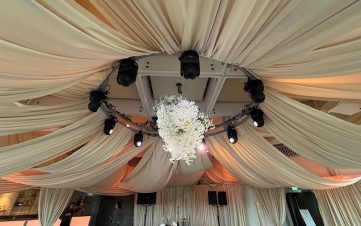 Ceiling drapes cream ceiling drapes at an eve {{brizy_dc_image_alt imageSrc=