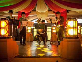 Ceiling draping with a band tobacco docks
